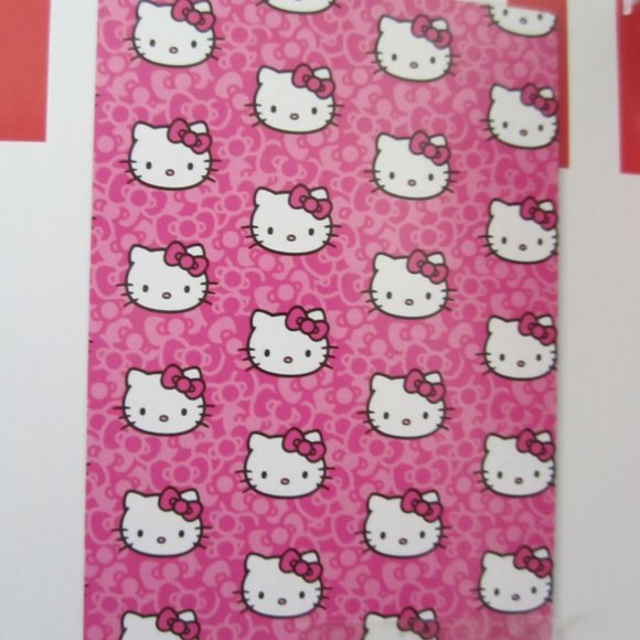 Hello Kitty Pink Bow Plush Throw Blanket - Picture 4 of 5